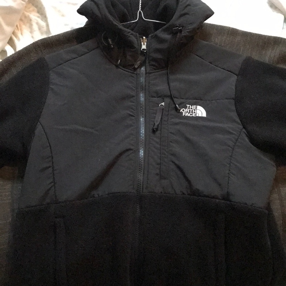 Black The North Face fullzip hoodie